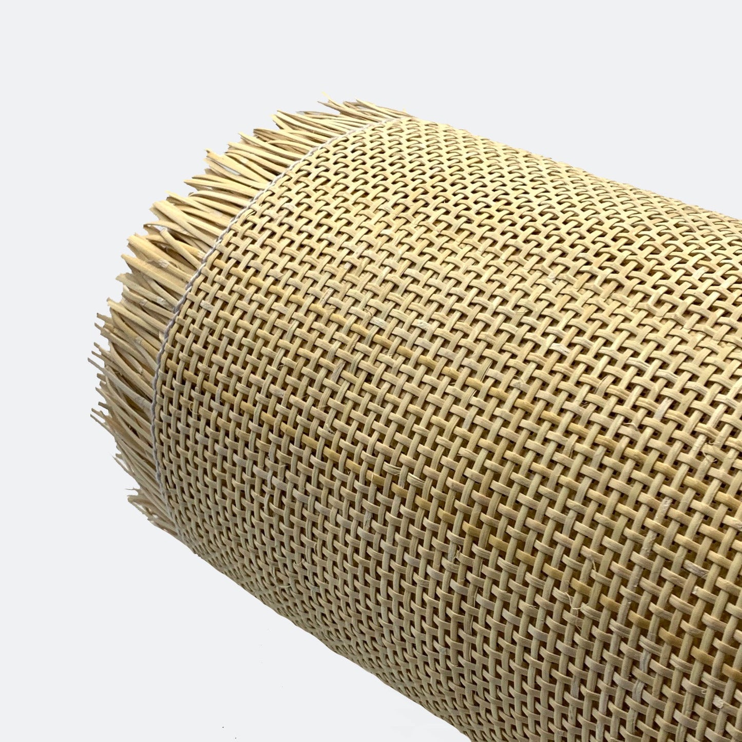 Metro lineal de Tejido de Ratán con piel 2 mm tipo Red. Ancho 45.72 cm. Precio: 14.46€ + I.V.A - Natkits