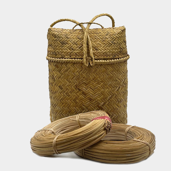 Tireta de ratán sin pelar Limada 5 mm. Bobina 500 gr. 16.45€ + I.V.A. - Natkits