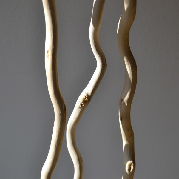 Make 3 dried "Kuwa" branches bleached 90-110 CM.