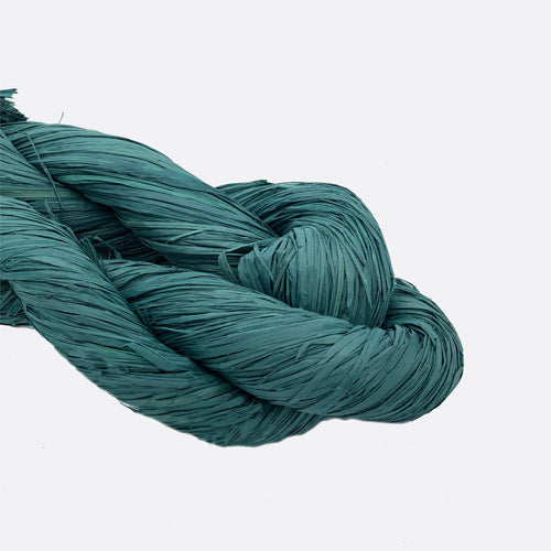 Rafia tintada Verde. Madeja de 250 gr. 5.87€ + I.V.A. - Natkits