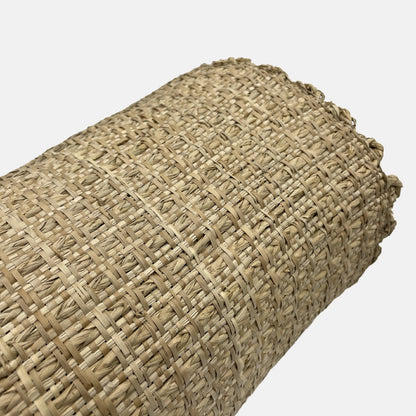 Mètre linéaire de tresse en tissu palmier naturel largeur 91 cm.