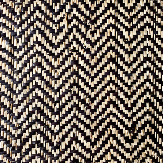 Linear meter of Natural-Caldera Rhombus raffia fabric, width 120 cm.