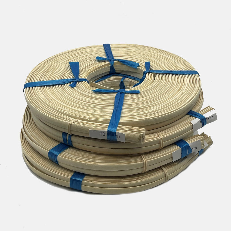 Peeled rattan pith strip 8-10 mm. 500 gr. coil.