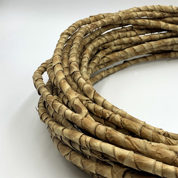 Cordón de hoja de Bambú Natura 6/8 mm diámetro  Madeja de 20 metros 3.14 € + I.V.A. - Natkits