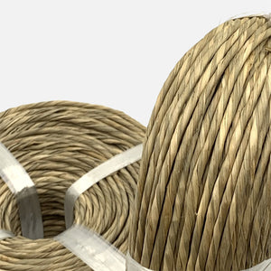 Cordón natural  tipo enea fina  3/4 mm diámetro  Bobina 500 gr.  7.11 € + I.V.A. - Natkits